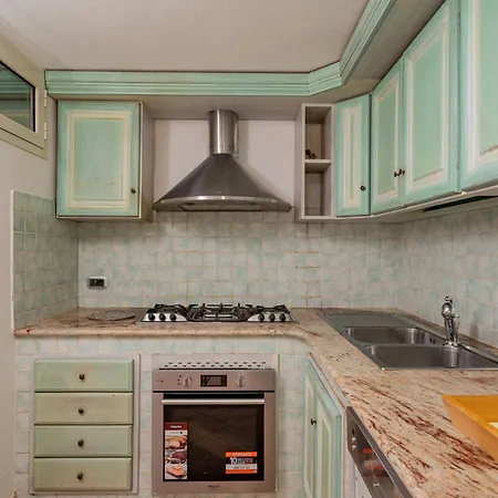 Via Sardegna アパート サン・テオドーロ